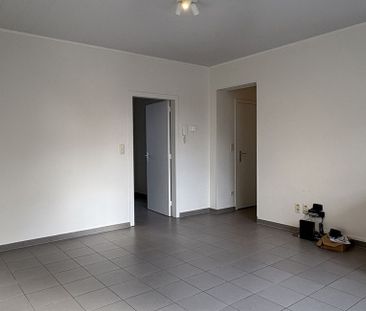 Appartement te huur in Ronse voor € 575 met 1 slaapkamer - Foto 2