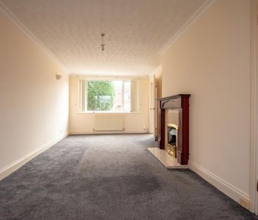 3 bedroom semi-detached house to rent - Photo 2