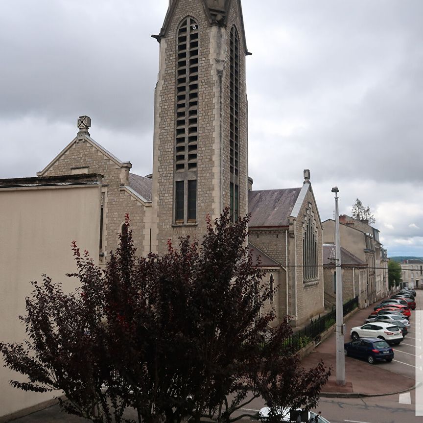 T2 meublé - rue François Perrin proximité Place des Carmes - Photo 1