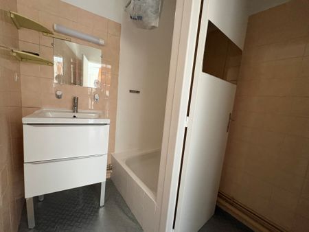 Location Appartement 3 pièces 48m² POITIERS 86000 - Photo 5