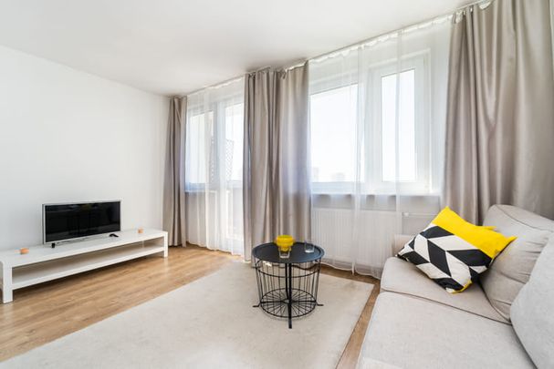 Zobacz >Słoneczne mieszkanie na ostatnim piętrze 38.5 m² - Zdjęcie 1