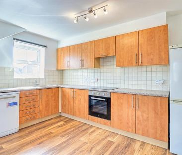 2 bedroom flat to rent - Photo 6