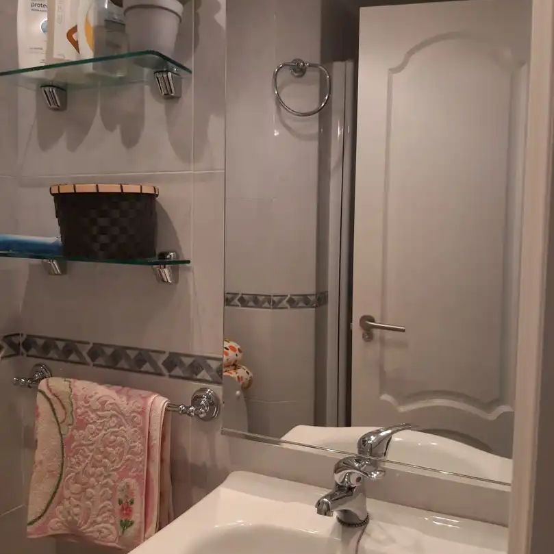 Piso de alquiler en Porta Nova - Foto 1