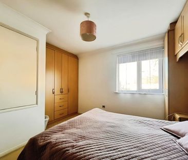 Kiln Way, Badgers Dene, Grays, RM17 - Photo 4