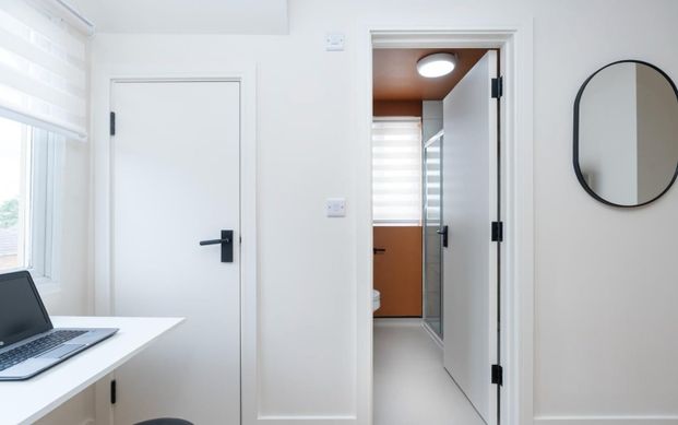 Room in a Shared House, Malmesbury Road, SO15 - Photo 1