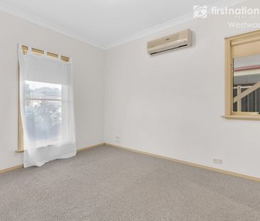 40 Pelham Crescent, 3024, Wyndham Vale Vic - Photo 3