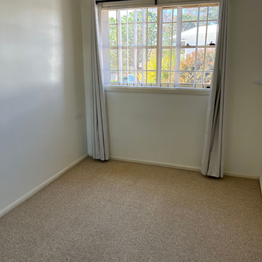 Caringbah - Photo 1