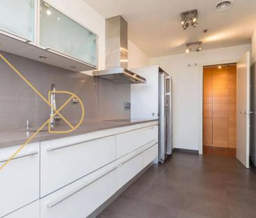 3 room luxury penthouse for rent in Barcelona, Catalonia - Photo 5