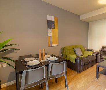 7 Bed Student Accommodation - Photo 3