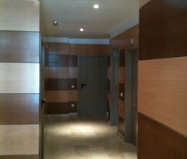 Apartamento de alquiler en Calle de Mantuano, 27, Ciudad Jardín - Photo 3