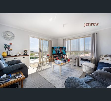 3/2 McGrath Street, Upper Burnie, Tas 7320 - Photo 4