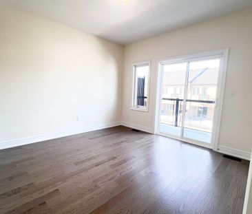 For Lease - 139 Berczy Green Drive, Markham, Ontario - Photo 2