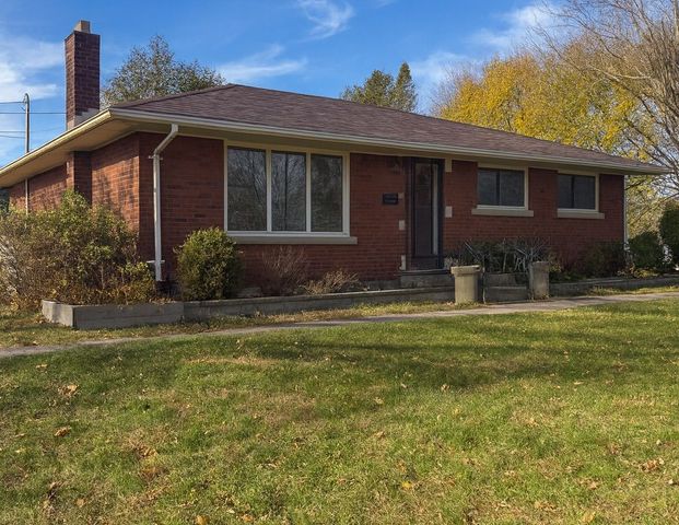 For Lease - 6427 Burdette Drive, Niagara Falls, Ontario - Photo 1