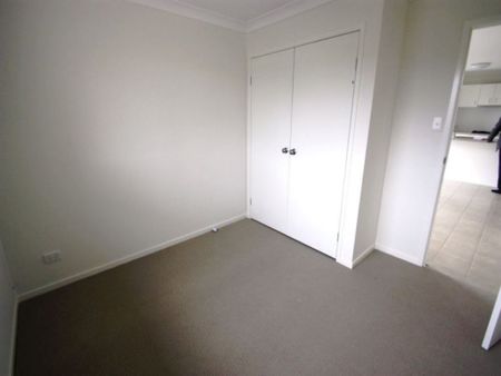 You can't go past inspecting this magnificent family home - Photo 5