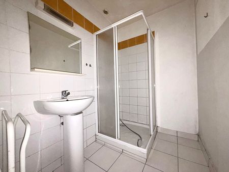 STUDIO - RUE DU GÉNÉRAL MARGUERITTE - 35.06 m² - Photo 5