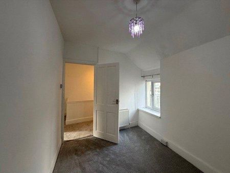 3 bedroom terraced house to rent - Photo 3