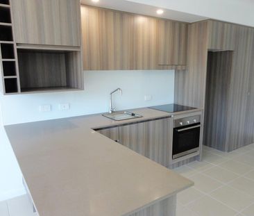 BEACHSIDE UNIT WITH POOL, GYM AND STEAM ROOM - Photo 5