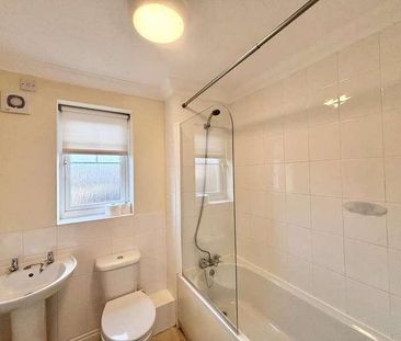 Macpherson Robertson Way, Mildenhall, IP28 - Photo 3