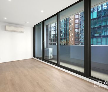 TWO-BEDROOM APARTMENT WITH PANORAMIC CITY VIEWS - UNFURNISHED - Photo 2