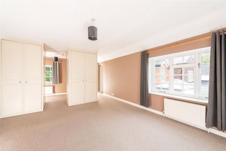 5 bedroom detached house to rent - Photo 5