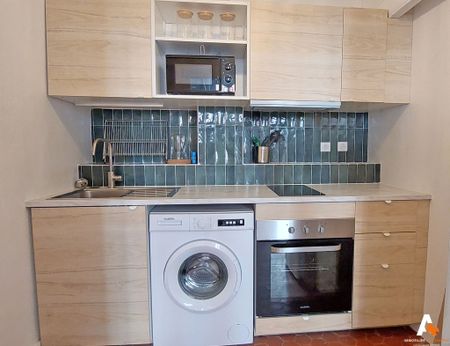Location Appartement 1 pièce 23m² MARSEILLE 5ème - Photo 2