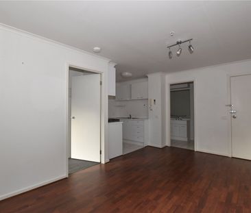 103/88 Southbank Boulevard - Photo 2