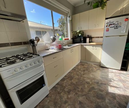 423 Princes Drive Morwell - Photo 3