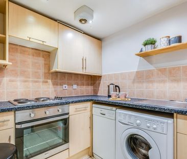 Flat 1, 250 VINERY ROAD Leeds - LS4 2LA - Photo 3