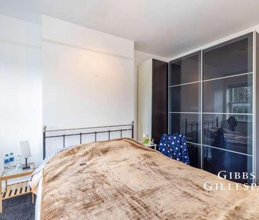 Green Lane, Northwood, HA6 - Photo 6