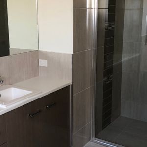 3 Bedroom Executive Home - Photo 2