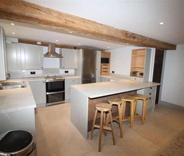 Bridge Street, Coggeshall, CO6 - Photo 2