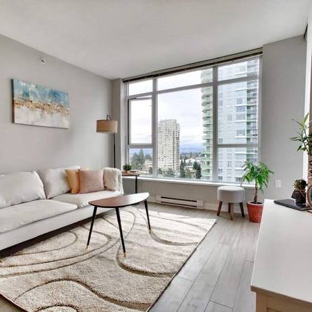 One Bedroom, Metrotown, beautiful , Secure - Photo 3