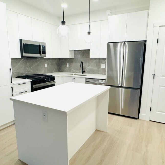 Brand New Condo – 2 Bathrooms! - Photo 1