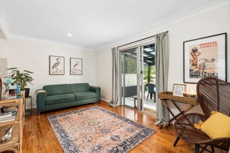 “Transformed Family Friendly Home” - Photo 3