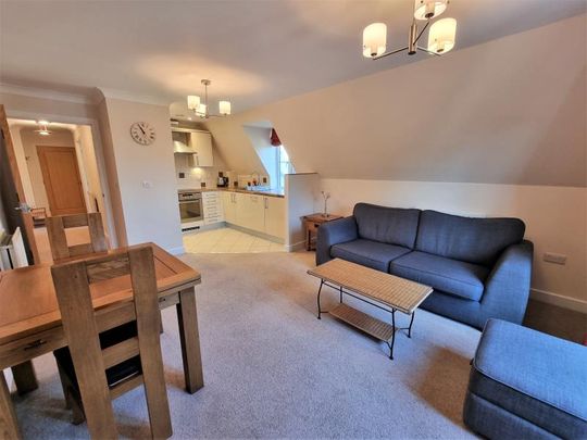 The Cloisters, Guildford - 2 bedrooms Property for lettings - Seymours - Photo 1