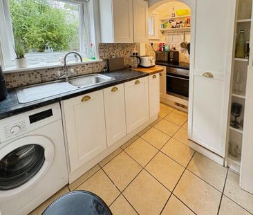 2 bedroom ground floor flat to rent - Photo 6