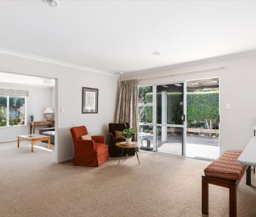 Welcome Bay Immaculate Home - Welcome Bay - Photo 4