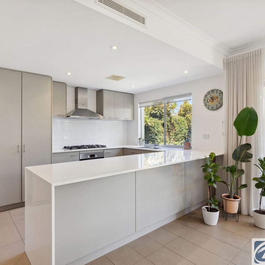 Dianella, 6059, Dianella Wa - Photo 1