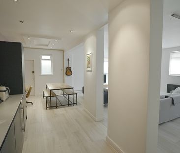 3 Bed Semi-Detached House, Burnt Ash Hill, SE12 - Photo 1