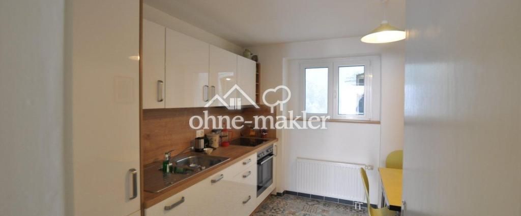 Schöne 2 Zimmer mit möblierter, Küche - Photo 1