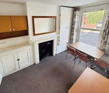 2 bedroom semi-detached house to rent - Photo 3