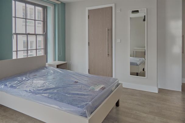 Small Street,, Bristol - Photo 1