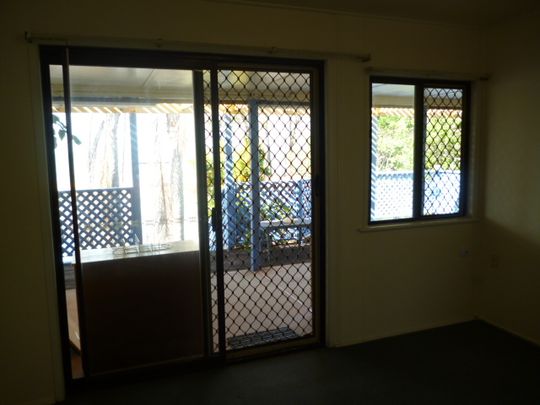 1/339 Esplanade, QLD 4655, Scarness - Photo 1