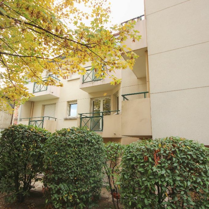 Appartement Courbevoie 1 pièce(s) 24.03 m2 - Photo 1