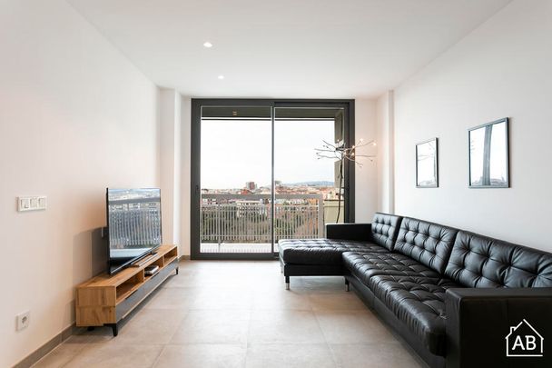 Trendy and Open 4-Bedroom Apartment in Les Corts - Foto 1