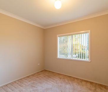 KOORINGAL LIVING- WITH A BRAND NEW BATHROOM - Photo 2