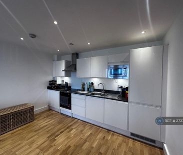 2 bedroom flat to rent - Photo 6