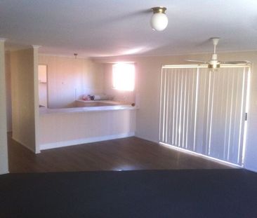 Ingleburn - Photo 2