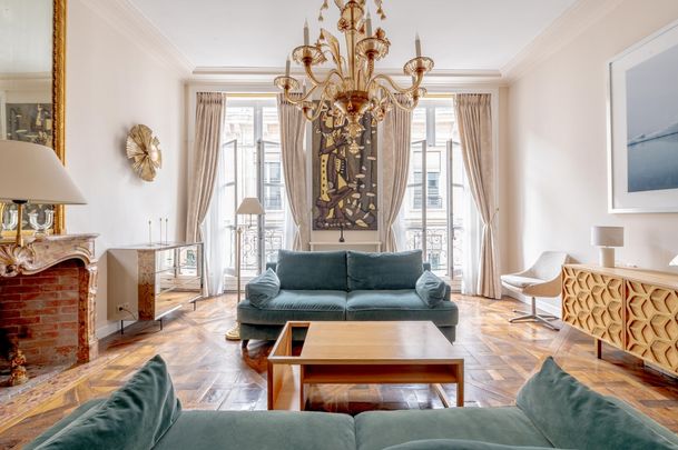 Appartement à louer rue de la Vrilliere, Paris 1er - Photo 1