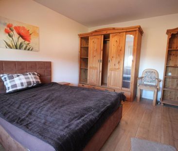 ELSTERNWEG/UNTERRATH 1. OG EINBAUKÜ. LAMINAT SANIERTES DUSCHBAD KOM... - Photo 5